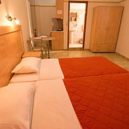 Apartment Minos Studios *